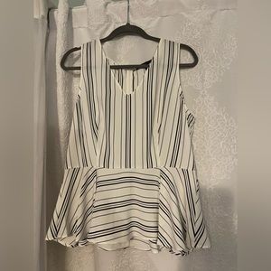 WHBM Black and White Pepulm top Sz12